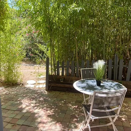 Studio Avec Terrasse A 30 Mn Des Plages *